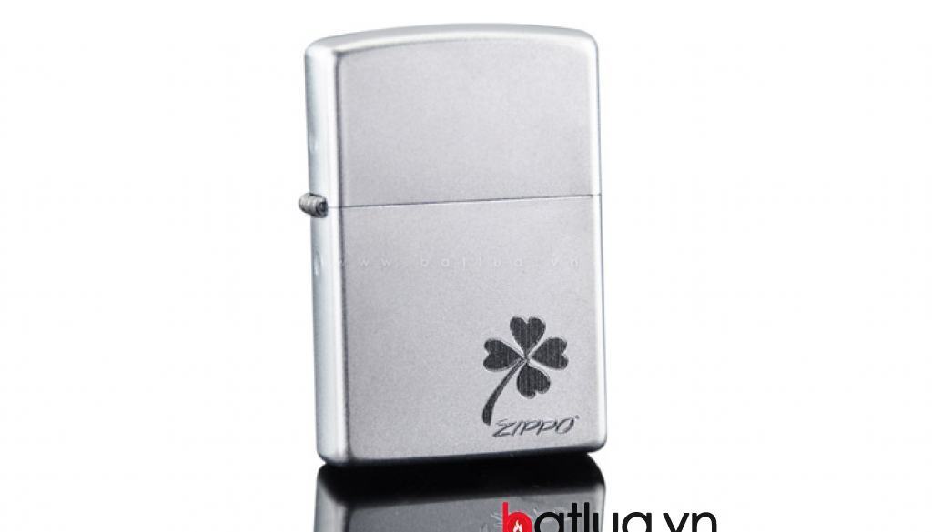 Bật lửa zippo cỏ 4 lá Ver