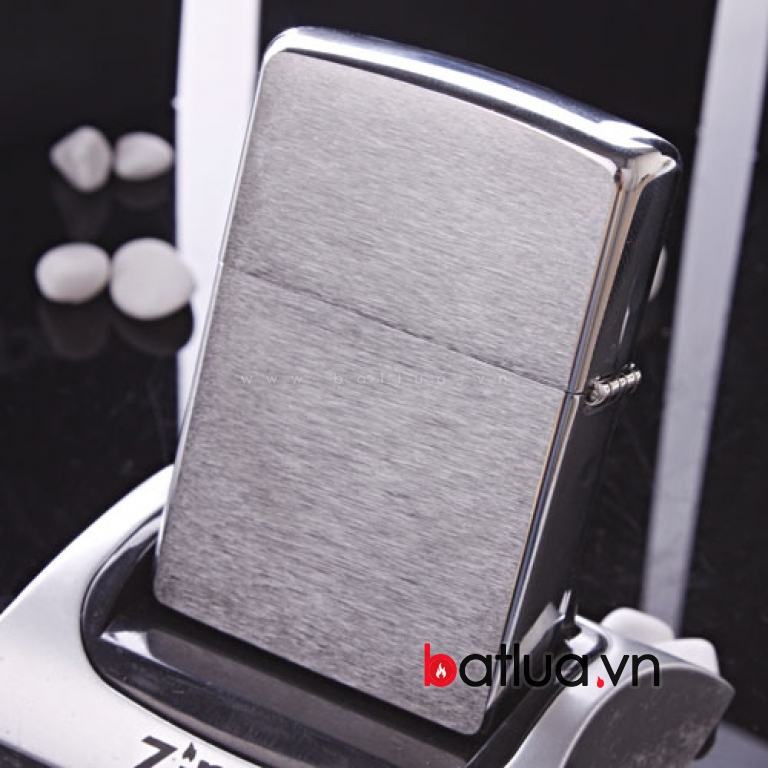 Bật lửa Zippo chính hãng xước I LOVE YOU