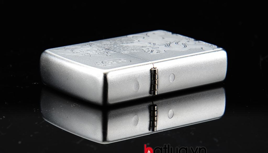 Bật lửa Zippo chính hãng bạc khắc Rồng Lân