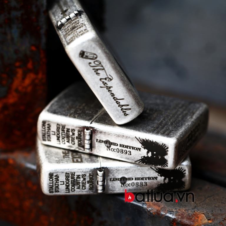 Bật lửa Zippo chính hãng bạc cổ The Expendables