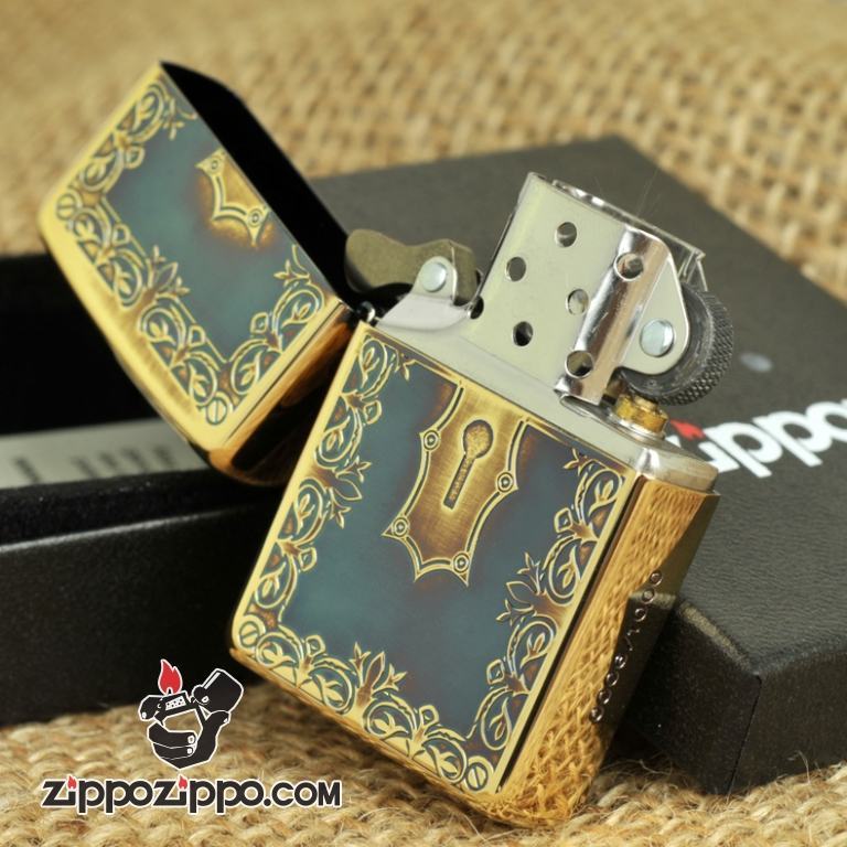 Bật lửa Zippo Đồng khắc hình cánh cửa