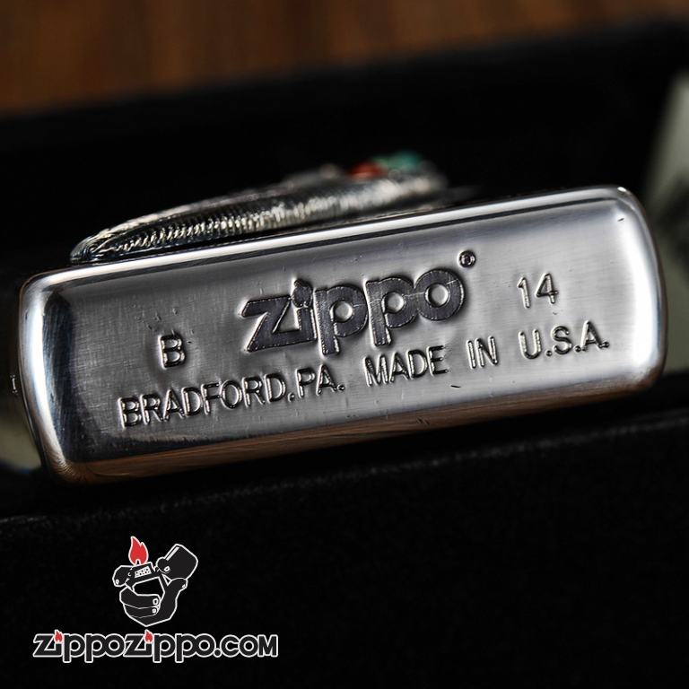 Bật lửa Zippo khắc nổi Idian lông vũ đính đá