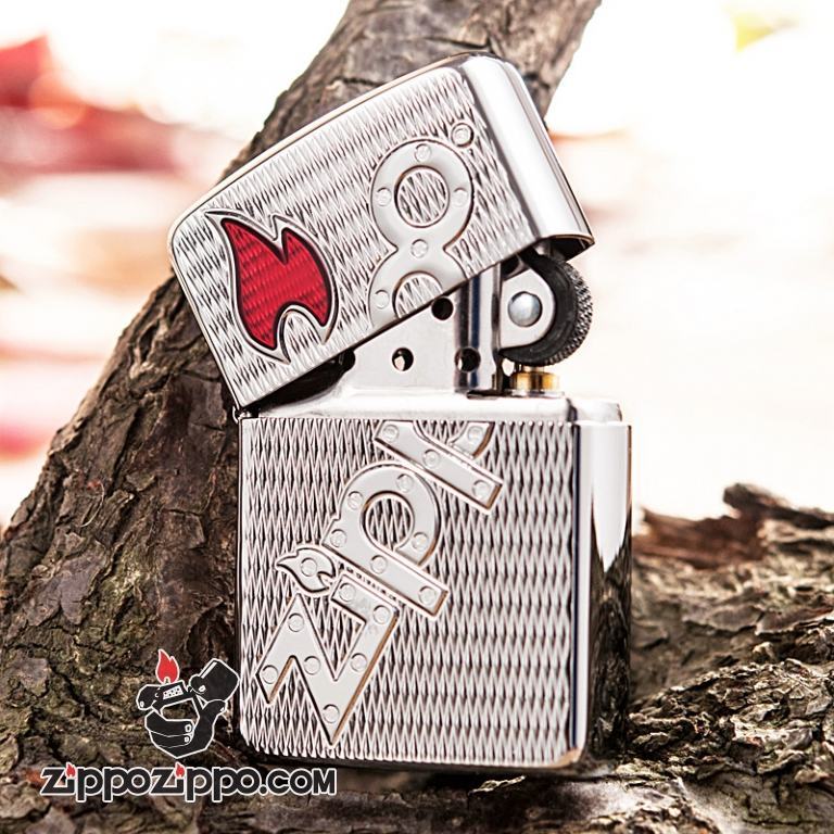 Bật lửa Zippo khắc chữ Zippo nổi