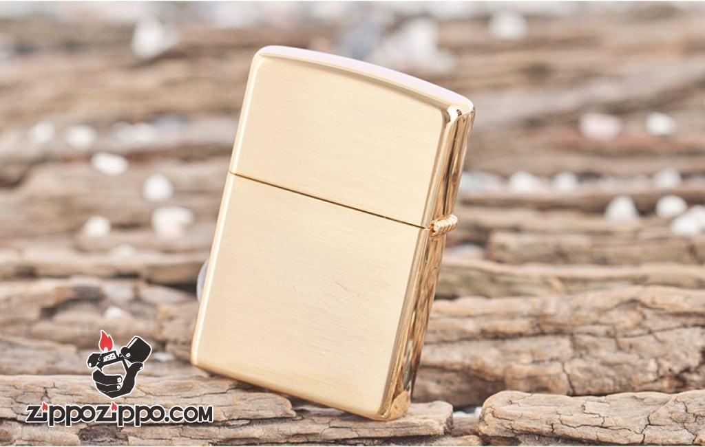 Bật lửa Zippo đồng khắc nổi hình thánh giá