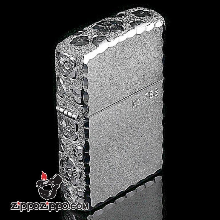 Bật lửa Zippo phiên bản Original khắc cỏ 4 lá bao quanh Ver 1
