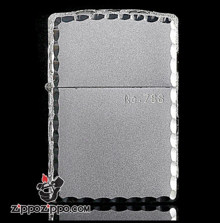 Bật lửa Zippo phiên bản Original khắc cỏ 4 lá bao quanh Ver 1