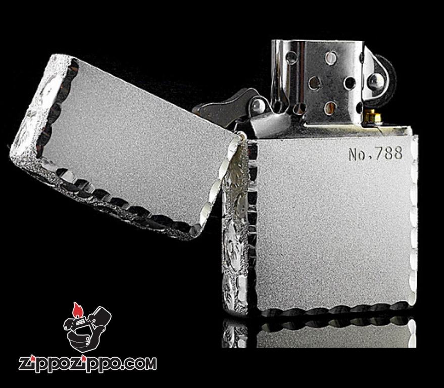 Bật lửa Zippo phiên bản Original khắc cỏ 4 lá bao quanh Ver 1
