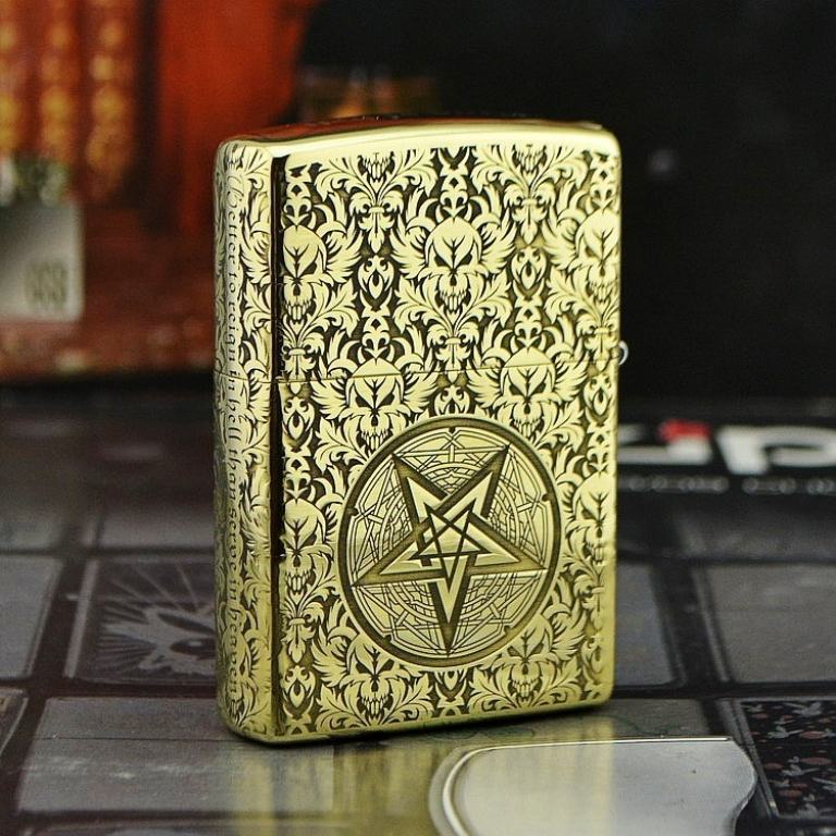 Bật lửa Zippo phiên bản đồng khắc biểu tượng Satan