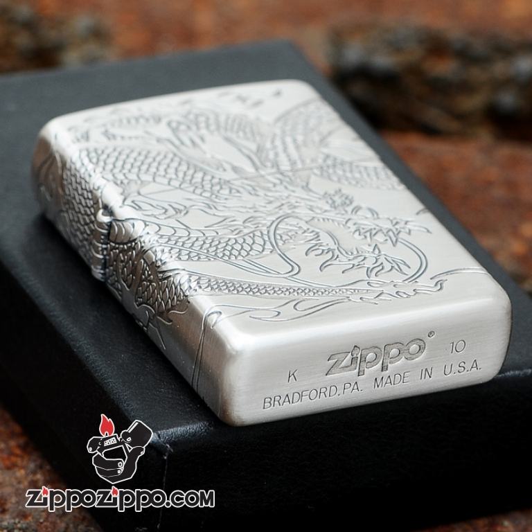 Bật lửa Zippo khắc nhẹ rồng quấn quanh