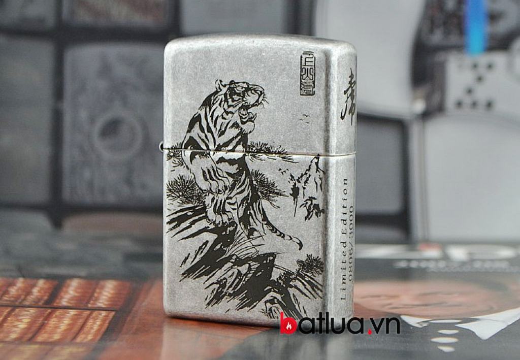 Bật lửa Zippo cổ bạc khắc hổ 3000