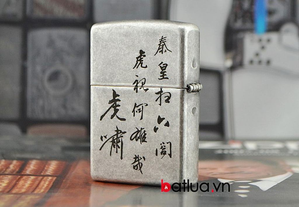 Bật lửa Zippo cổ bạc khắc hổ 3000