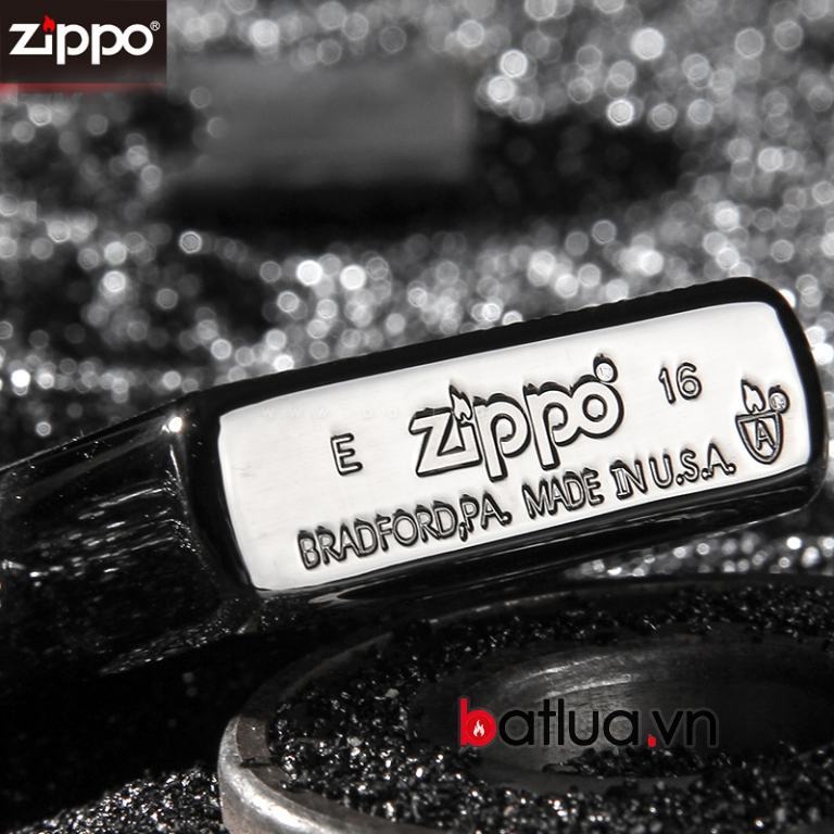 Zippo chính hãng mầu bạc khắc đầu lâu bản armor 29230 skull