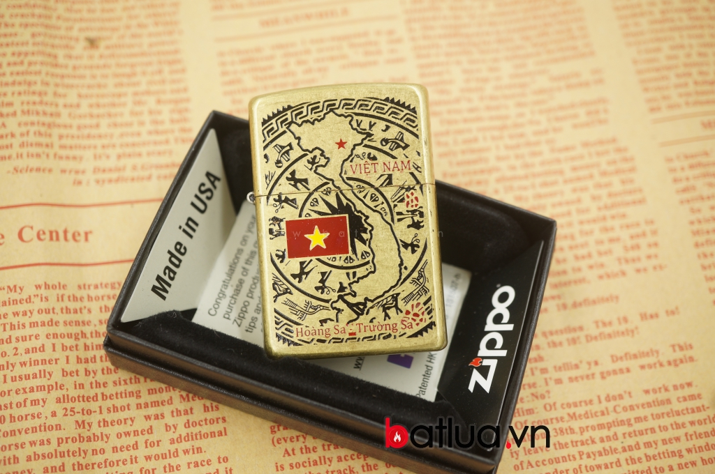 Zippo chính hãng phiên bản chiến tranh việt nam mầu vàng chạm khắc hình bản đồ