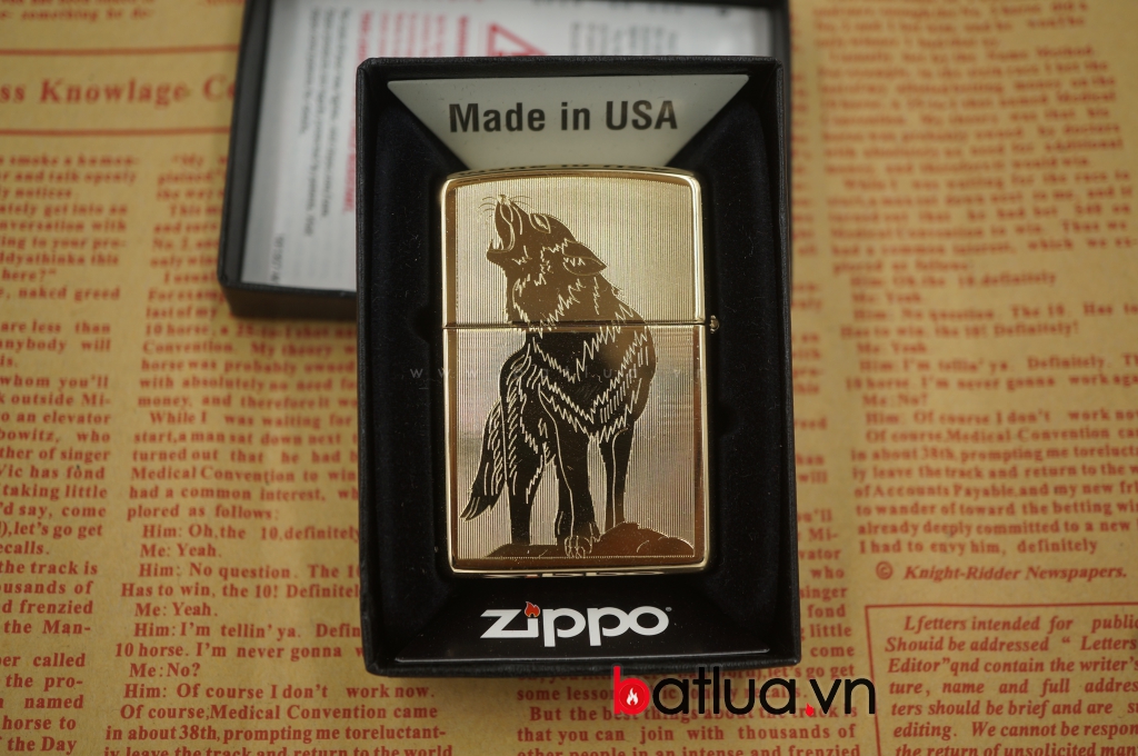 zippo chính hãng 254b màu vàng khắc 2 mặt hình chó sói