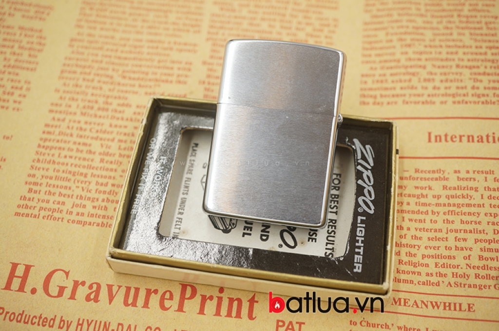 Zippo Cổ Chính hãng USA mầu bạc xước sản xuất năm 1973