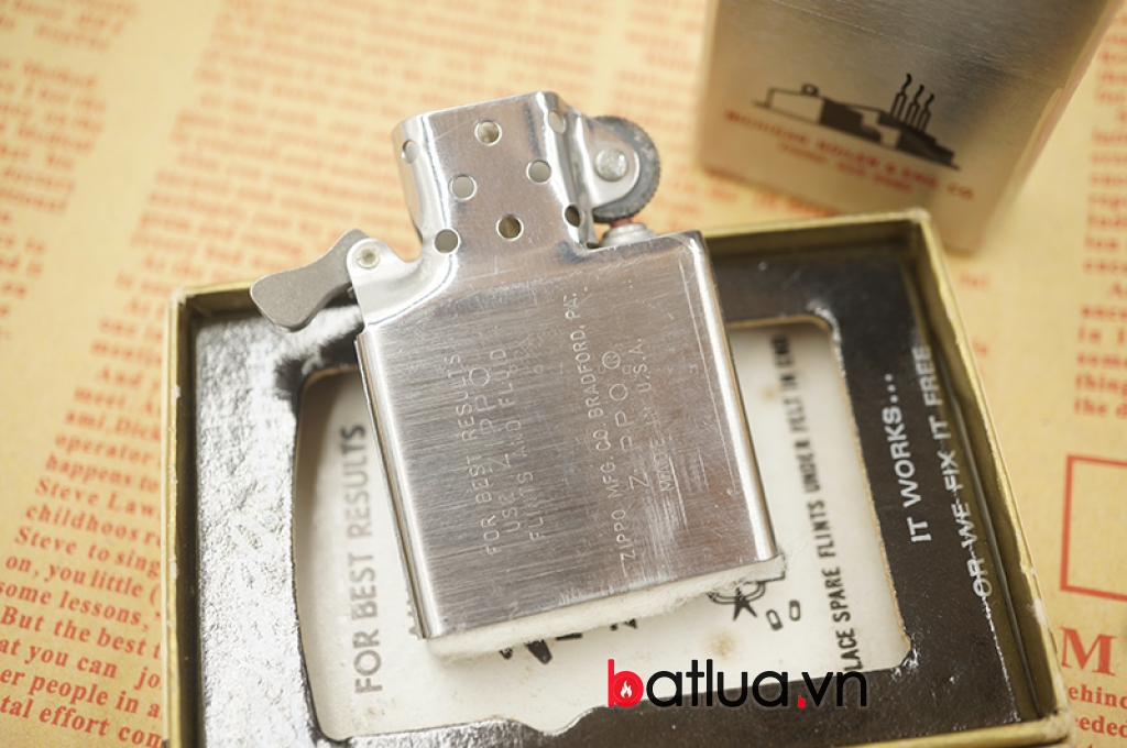 Zippo Cổ Chính hãng USA mầu bạc xước sản xuất năm 1973