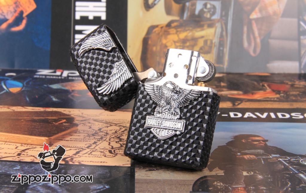 Zippo Chính Hãng Màu Đen Caro Huy Hiệu Chim Ưng Harley Davidson