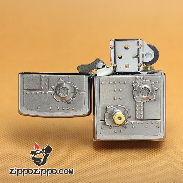 Zippo Chính Hãng Phiên Bản Châu Âu Hình Viên Đạn Găm Vào Thép