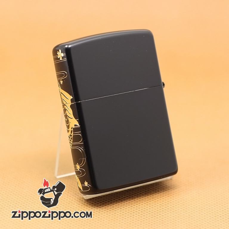 Zippo Chính Hãng Màu Đen Khắc Cặp Cá Chép Vàng Đang Bơi