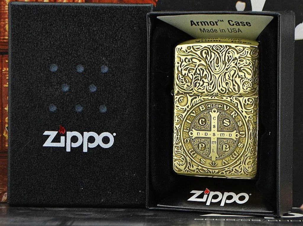 Zippo Chính Hãng Đồng Khăc Nổi Constantine Phiên Bản Amor