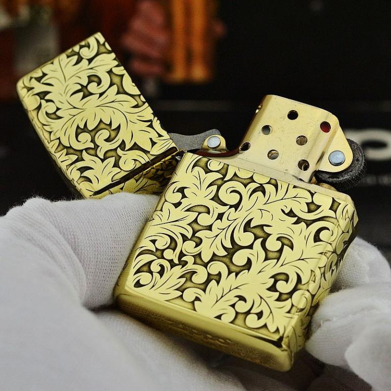 Zippo Chính Hãng Đồng Khắc Họa Tiết Arabesque Hoa văn tròn