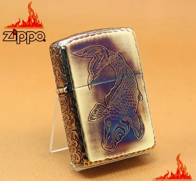 Zippo Chính Hãng Màu Vàng Đốt Khắc Cá Chép Cùng Hoa Văn Arab Vỏ Dày Armor