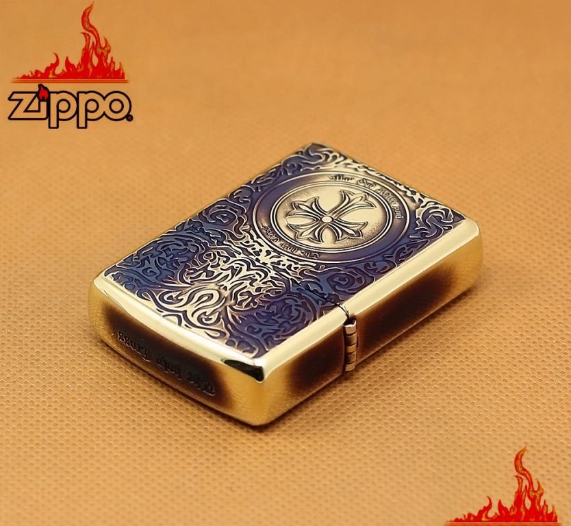 Zippo Chính Hãng Màu Vàng Đốt Khắc Thánh Giá Hoa Văn Arab Xung Quanh