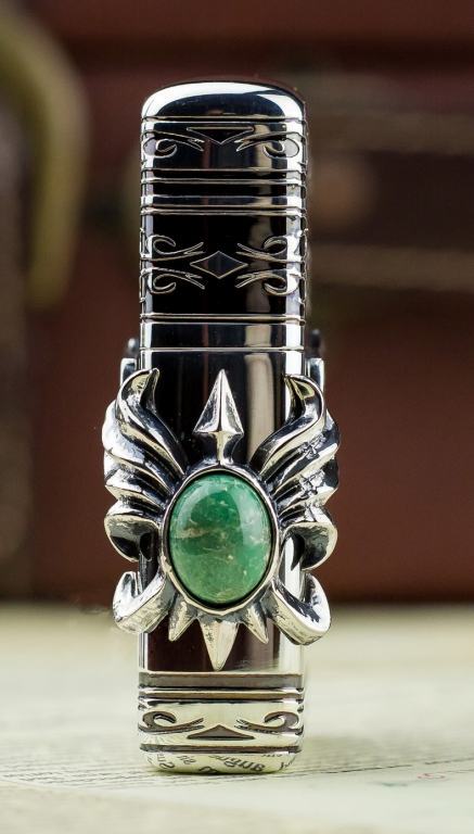 Bật lửa Zippo phiên bản Lord of the Rings Legends Ngọc Xanh