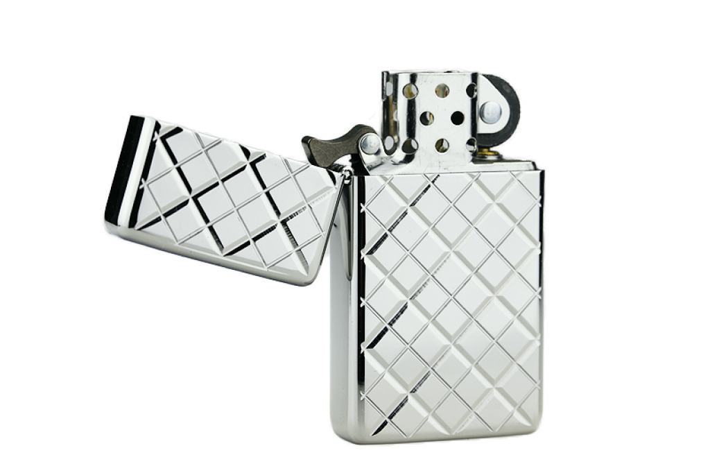 Zippo Chính Hãng Kẻ Caro Chéo Vỏ Dày bản Slim