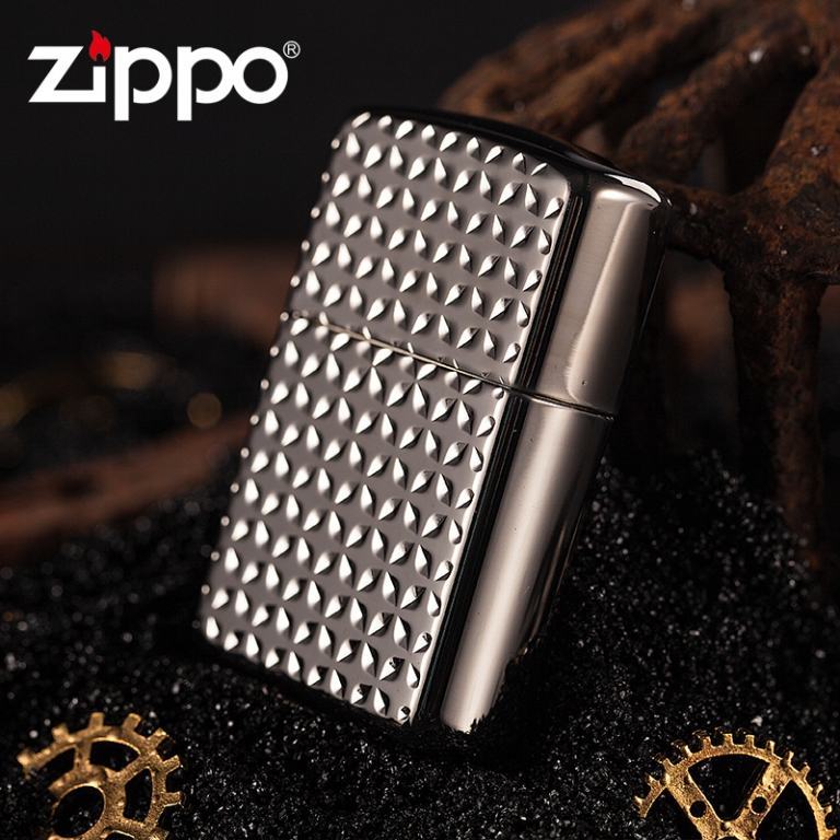 Zippo Chính Hãng Đen Họa Tiết Cắt Kim Cương