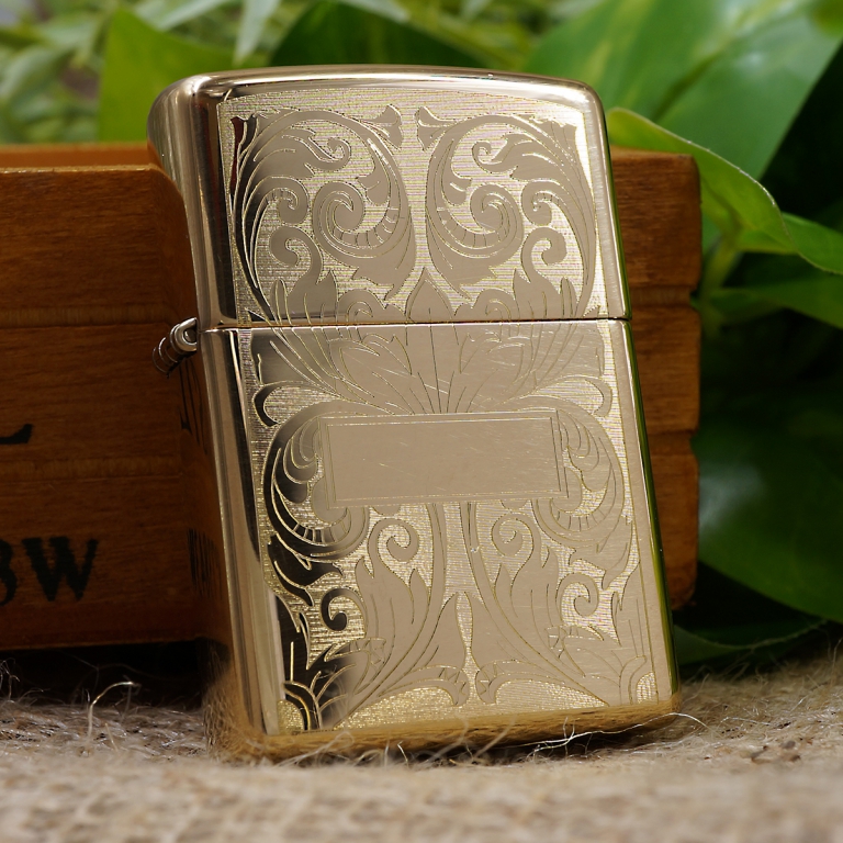 bật lửa zippo vàng bóng khắc hoa văn đẹp