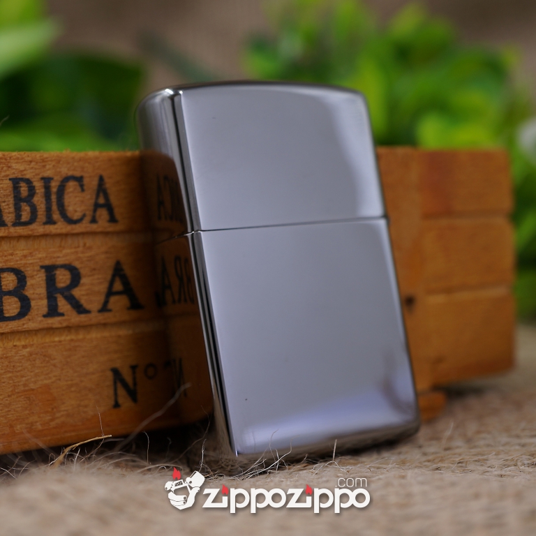 Zippo Đen Bóng Khắc Chữ Đi KHắc Chữ MẸ Mạ Vàng