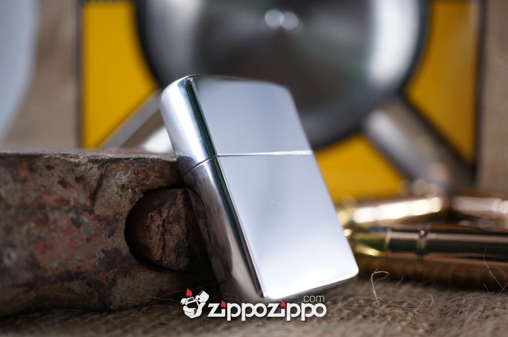 zippo tổng thông V