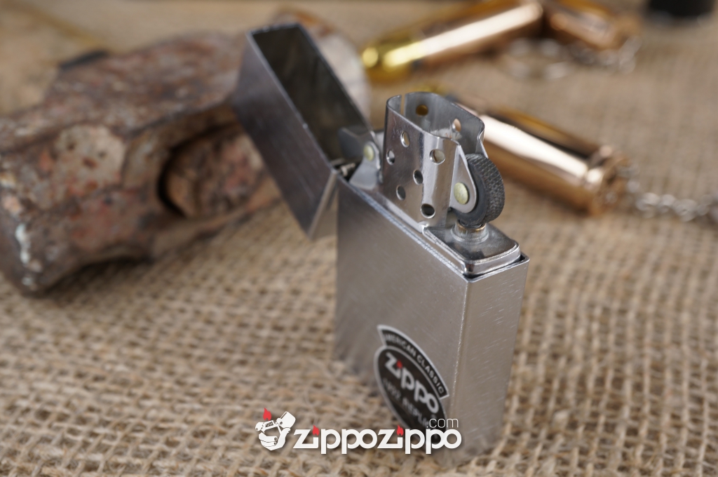 Zippo 1932 rep trắng