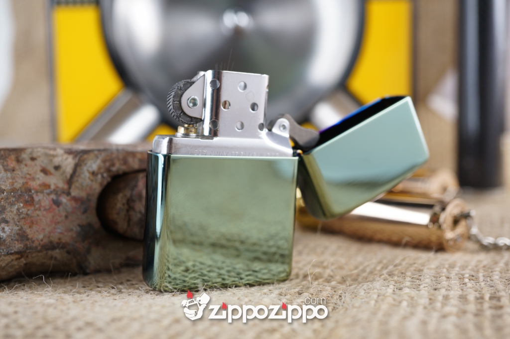 Zippo Armor Da Rắn