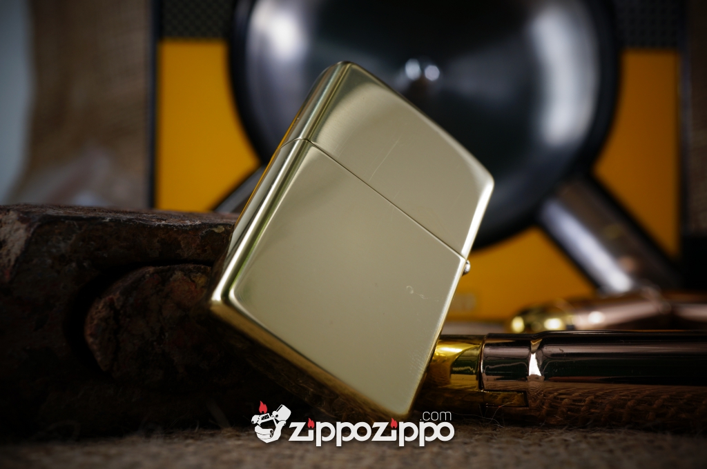 zippo cổ Brass chu niên (1989,1990,1992)