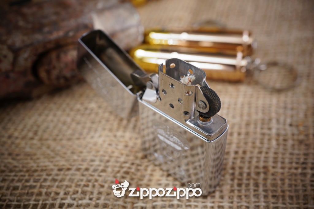 zippo tổng thông V