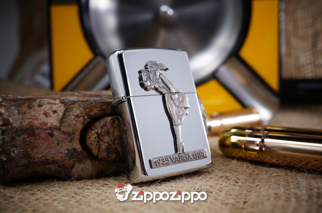 Zippo Cô Gái Hút Thuốc Nổi