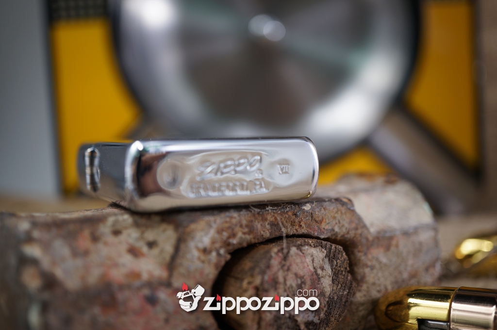 Zippo chữ xéo zippo VII