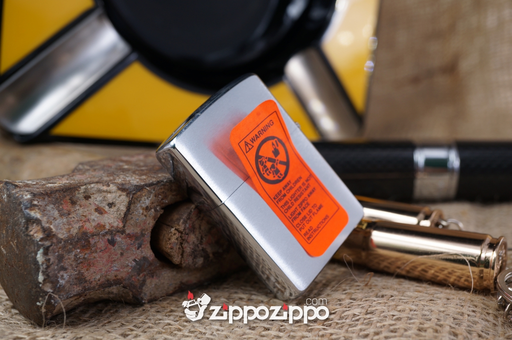 Zippo Cổ Quaker ông già sản xuất năm 1998