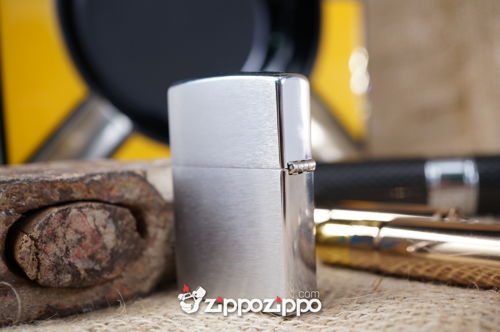 Zippo Cổ Quaker ông già sản xuất năm 1998