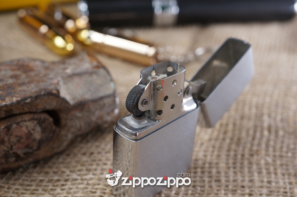 Bật lửa zippo cổ bulwalk sản xuất năm 1980