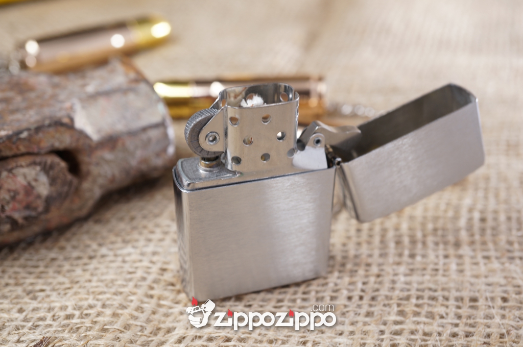 bật lửa zippo cổ logo zippo sản xuất năm 1998