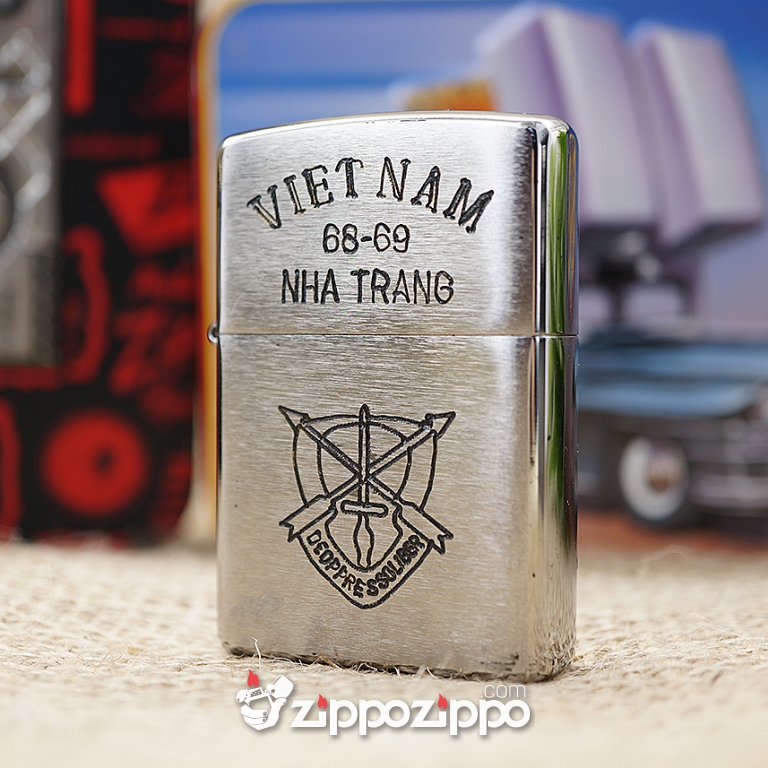 Bật lửa zippo chiến tranh việt nam sản xuất 2017 ( VIETNAM-NHA TRANG 68-69 )