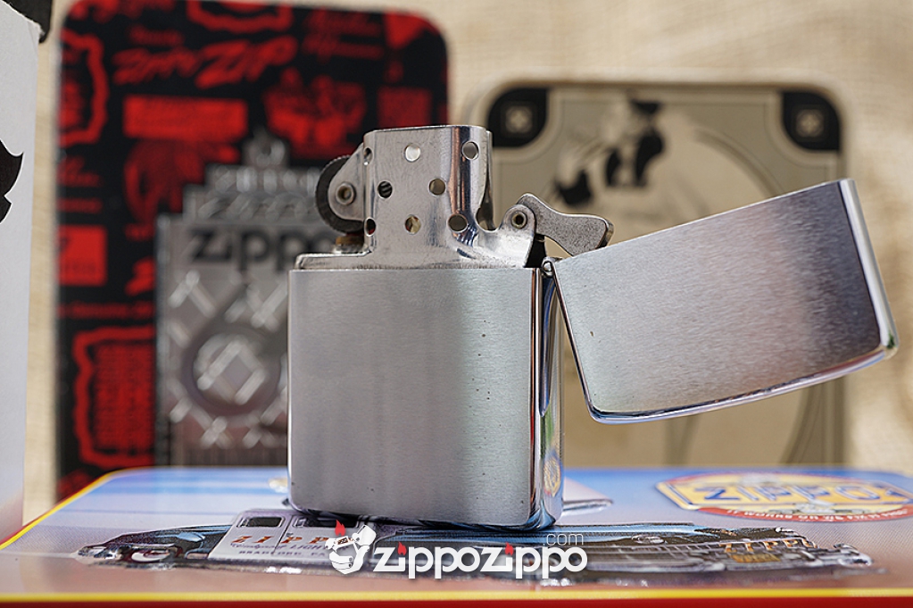 Zippo Cổ L.E. Isley & Sons Plumbing & Heating 846-3421