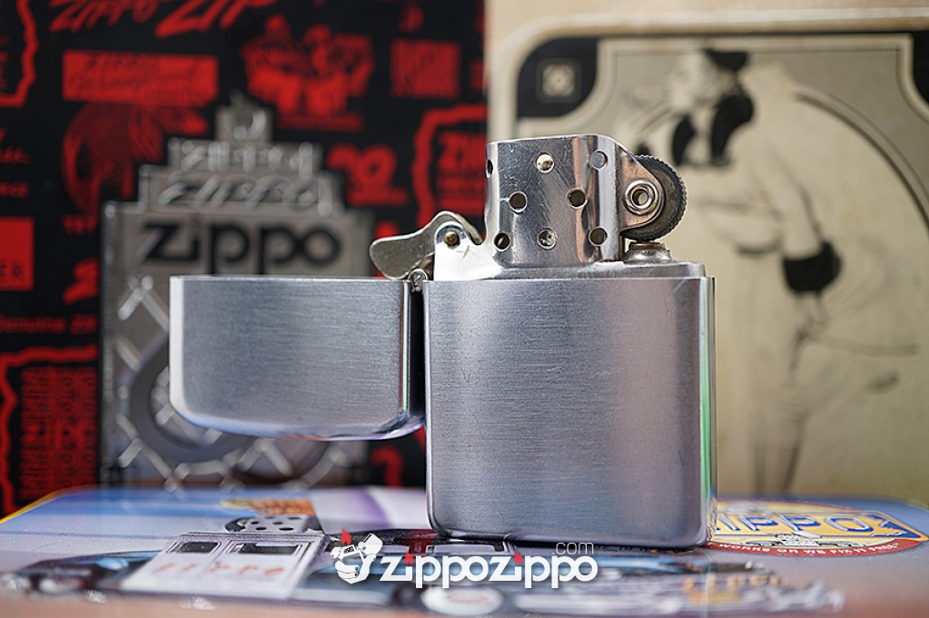 Zippo cổ 3 hàng chữ 1952