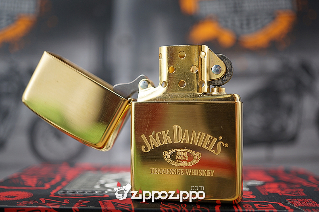 Bật lửa Zippo Cổ Brass Jack Daniel sản xuất năm (96)