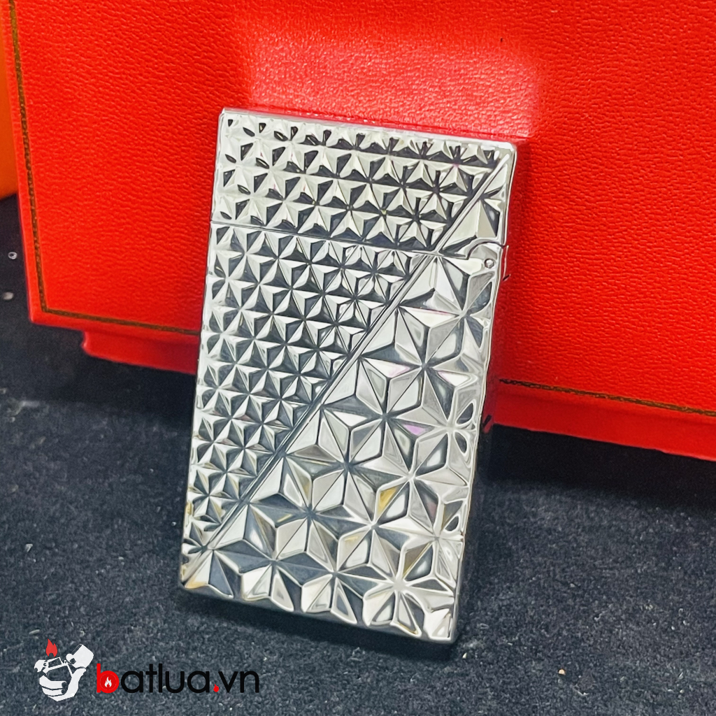 Bật lửa S.T. Dupont Ligne 2 Kim Cương Cắt Chéo – Guilloché Diagonal Full Body