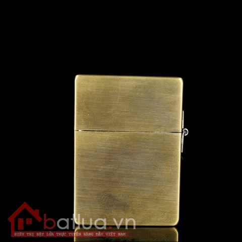 Bật lửa Chính hãng Zippo phiên bản 1935  phía giáp đồng khắc ba cá chép