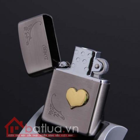 Bật lửa điện sạc pin USB kiểu dáng Zippo in hình logo trái tim